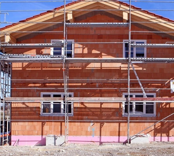 Costo di ristrutturazione di una casa di 100 mq: scegliere l'impresa.
