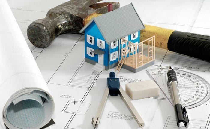 Confrontare preventivi è indispensabile quando si vuole ristrutturare casa.
