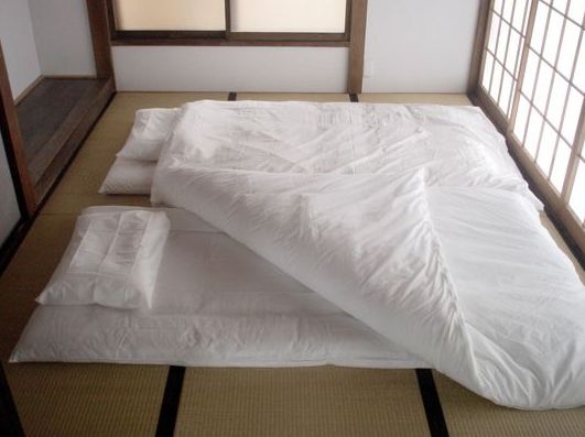 Il tipico futon giapponese è un elemento essenziale per una casa in stile zen.