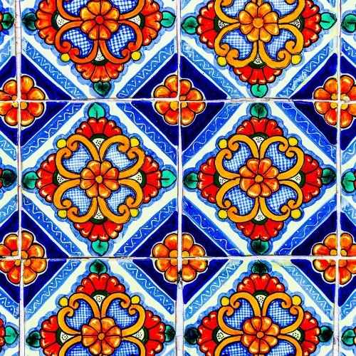 Piastrelle in maiolica, il classico che non muore mai.