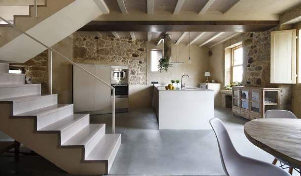 Il render per la ristrutturazione di una casa a Morbegno, in provincia di Sondrio.